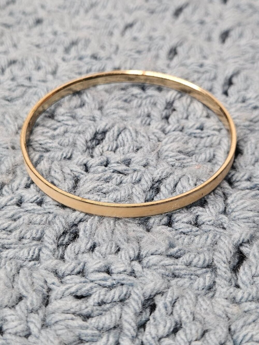Vintage Goldtone Cream Enamel Bangle Bracelet 8.25 inches